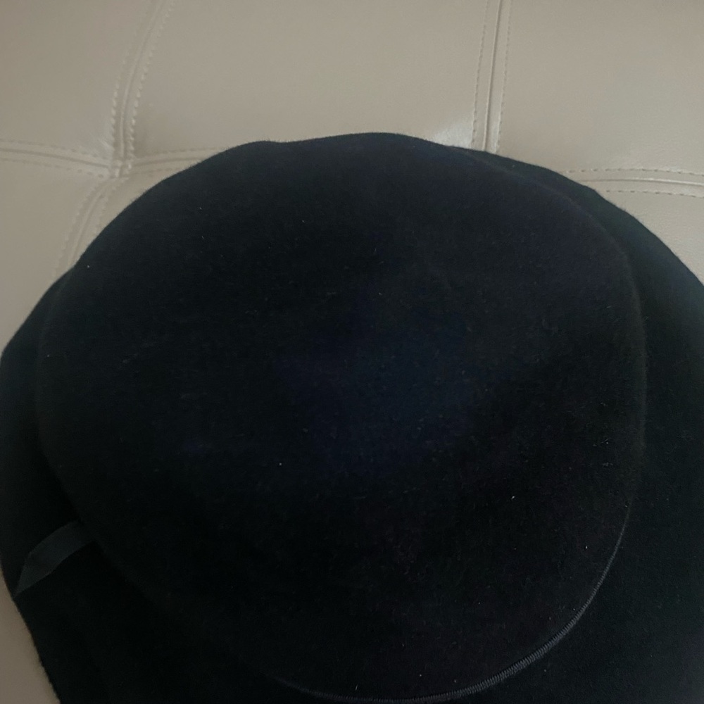 Eric Javits Black Women's Hat - Picture 4 of 4